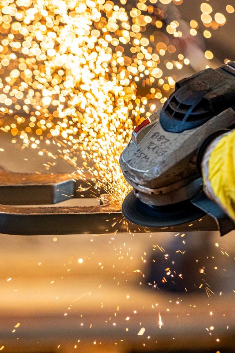 Erfahrener Industriefotograf aus NRW – authentische und präzise Unternehmensfotografie im Ruhrgebiet und deutschlandweit. Spezialisiert auf Industrie, Technik und Business-Aufnahmen für starke Markenauftritte und visuelles Storytelling