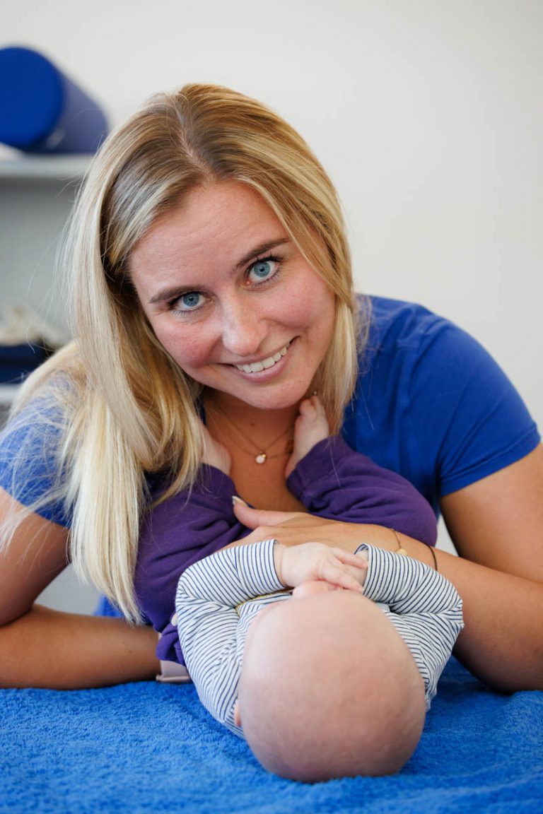 Authentische Behandlungsmomente in der Physiotherapiepraxis, von manueller Therapie bis zur Babybehandlung